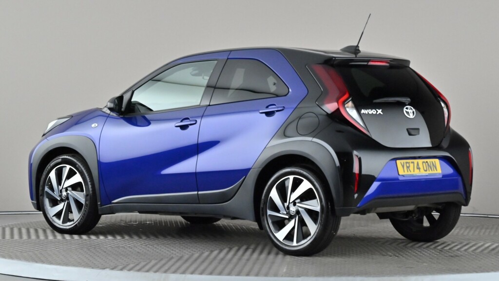 Toyota Aygo X 1.0 Vvt-i Edge Blue #4