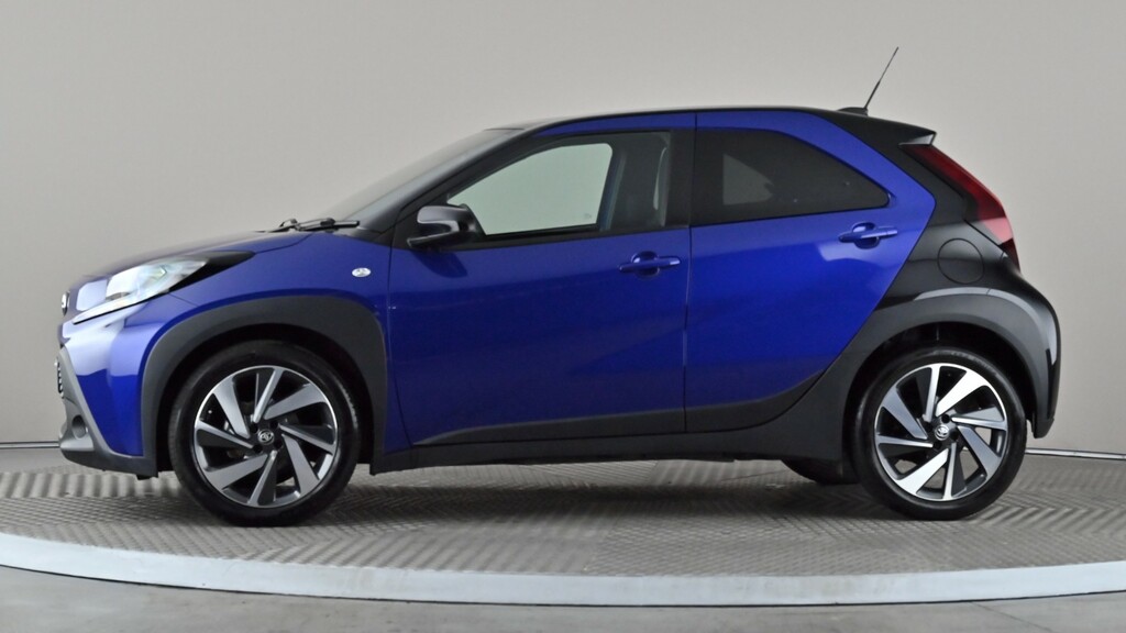Toyota Aygo X 1.0 Vvt-i Edge Blue #3