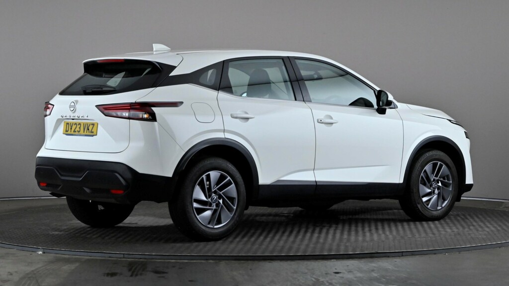 Nissan Qashqai 1.3 Dig-t Mh Acenta Premium White #6