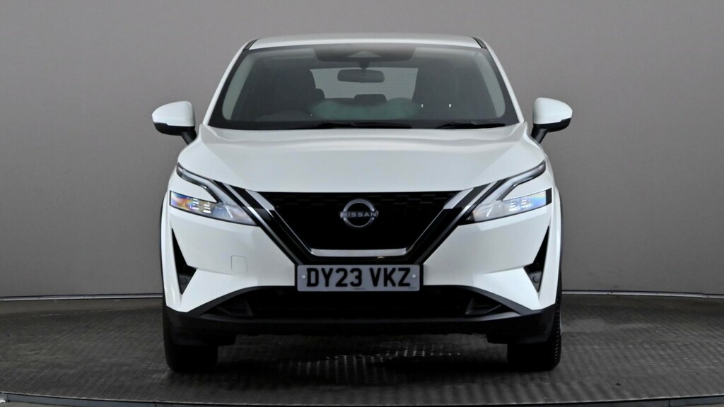 Nissan Qashqai 1.3 Dig-t Mh Acenta Premium White #2