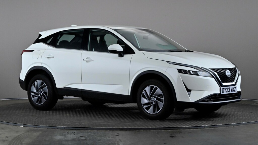 Nissan Qashqai 1.3 Dig-t Mh Acenta Premium White