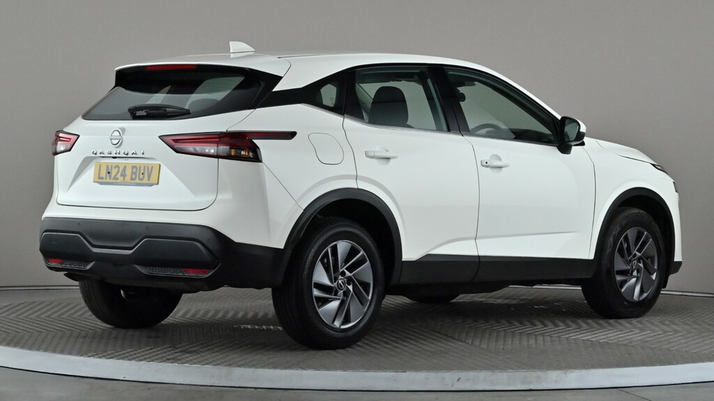 Nissan Qashqai 1.3 Dig-t Mh 158 Acenta Premium Xtronic White #6