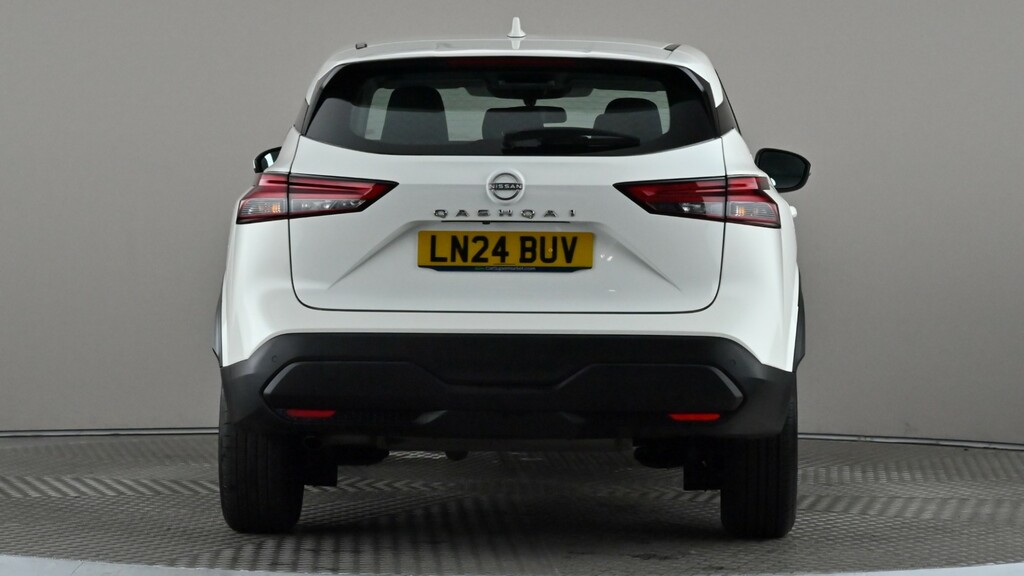 Nissan Qashqai 1.3 Dig-t Mh 158 Acenta Premium Xtronic White #5