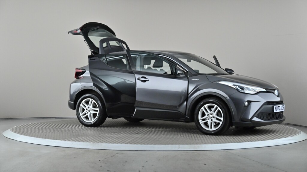 Toyota C-Hr Design White #7
