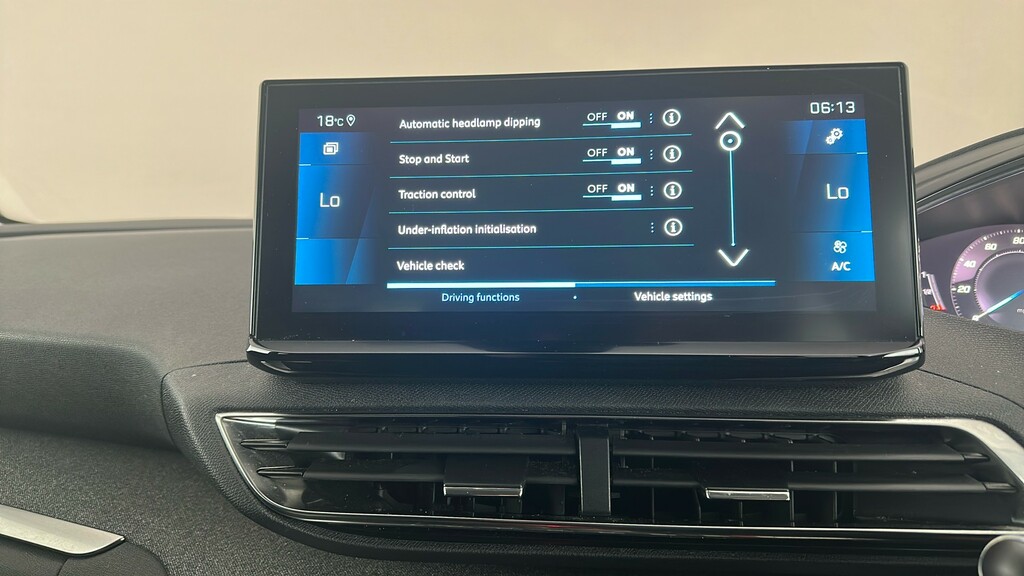 Peugeot 5008 Active Premium Blue #16