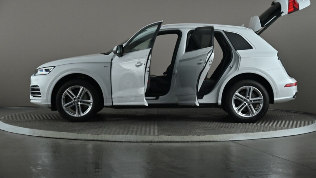 Audi Q5 Q5 S Line 40 Tdi Quattro S-a Black #8