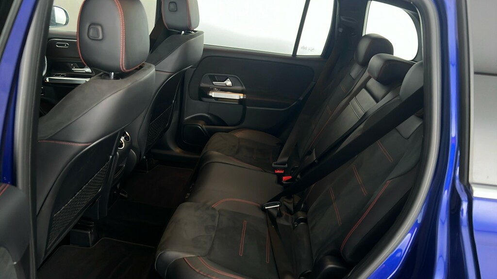 Mercedes-Benz GLB Class Glb 220 Amg Line Premium D 4Matic Grey #17