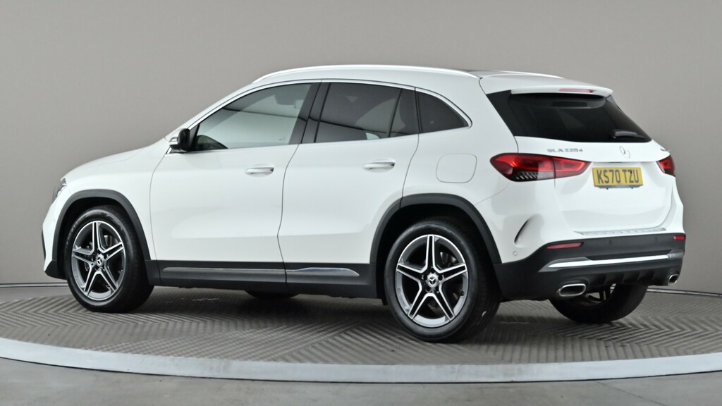 Mercedes-Benz GLA Class Gla 220D 4Matic Amg Line Premium Plus White #4