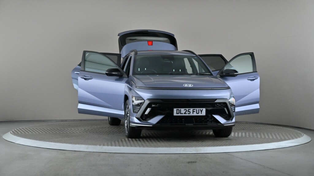 Hyundai Kona Ultimate White #8