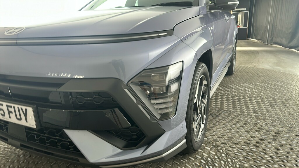 Hyundai Kona Ultimate White #20