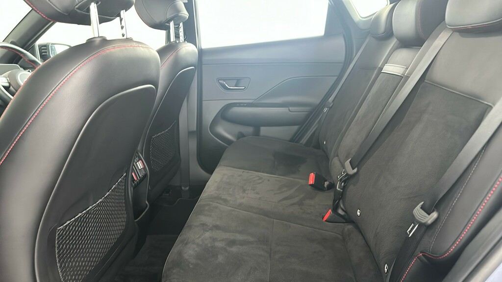 Hyundai Kona Ultimate White #18
