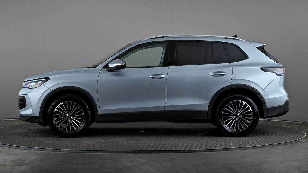 Volkswagen Tiguan 1.5 Etsi 150 Match Dsg Silver #3