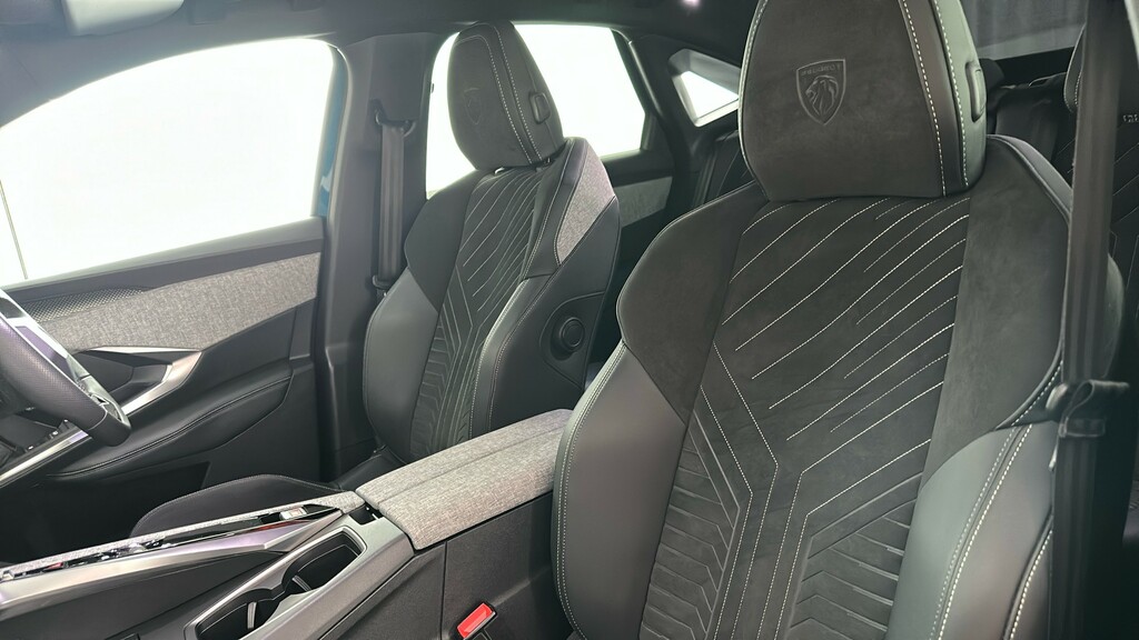 Peugeot 3008 1.2 Puretech Mhev Allure E-dsc E... Blue #17