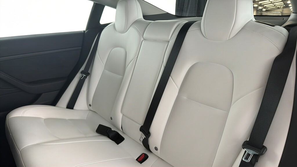 Tesla Model 3 Saloon Rwd 241 Bhp Grey #17