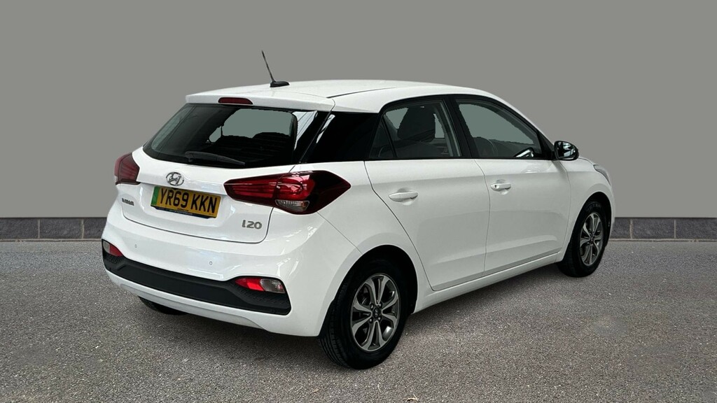 Hyundai I20 1.2 Mpi Se White #6