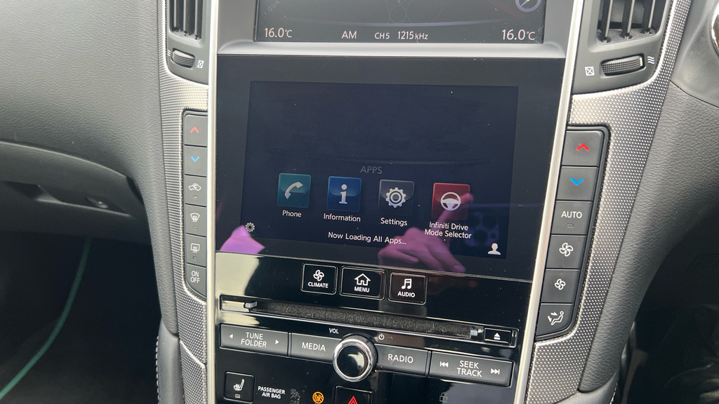 Infiniti Q50 Sport D White #23
