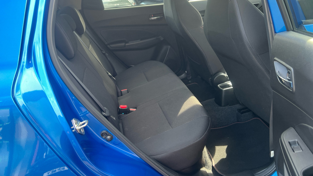 Suzuki Swift 1.0 Boosterjet Shvs Sz5 Red #15
