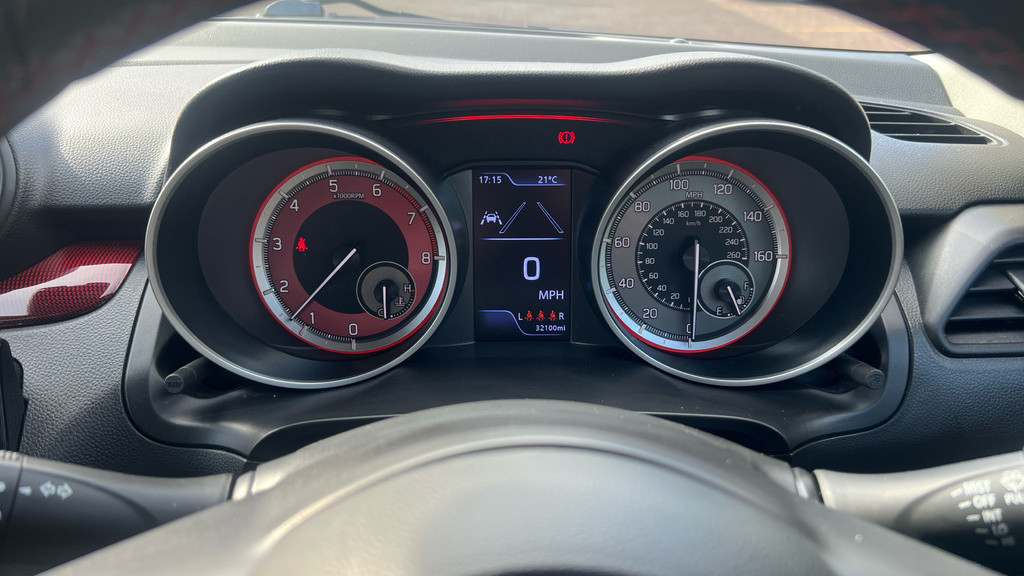 Suzuki Swift 1.0 Boosterjet Shvs Sz5 Red #19