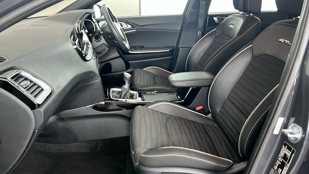 Kia Proceed 1.5T Gdi Isg Gt-line S Dct  #17