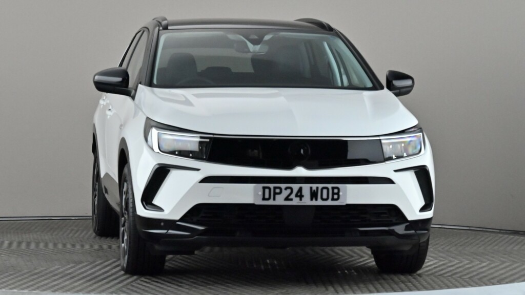 Vauxhall Grandland 1.6 Plug-in Hybrid Gs White #2