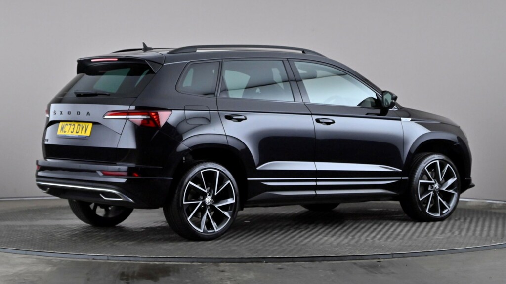 Skoda Karoq 1.5 Tsi Sportline Dsg Black #6