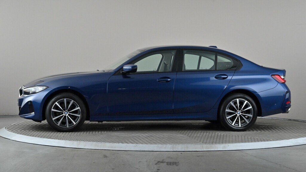 BMW 3 Series 320I Sport Step VN23CCU Blue #3