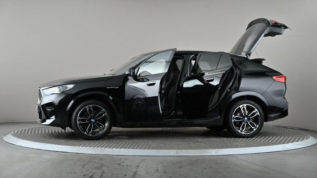 BMW iX2 Xdrive 30 M Sport Grey #9