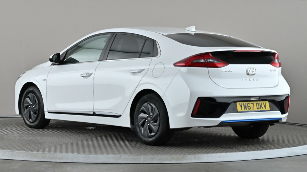 Hyundai Ioniq 1.6 Gdi Hybrid Premium Dct White #4