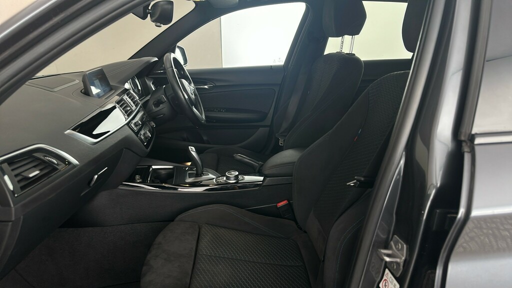 BMW 1 Series 116D M Sport Shadow Edition White #17