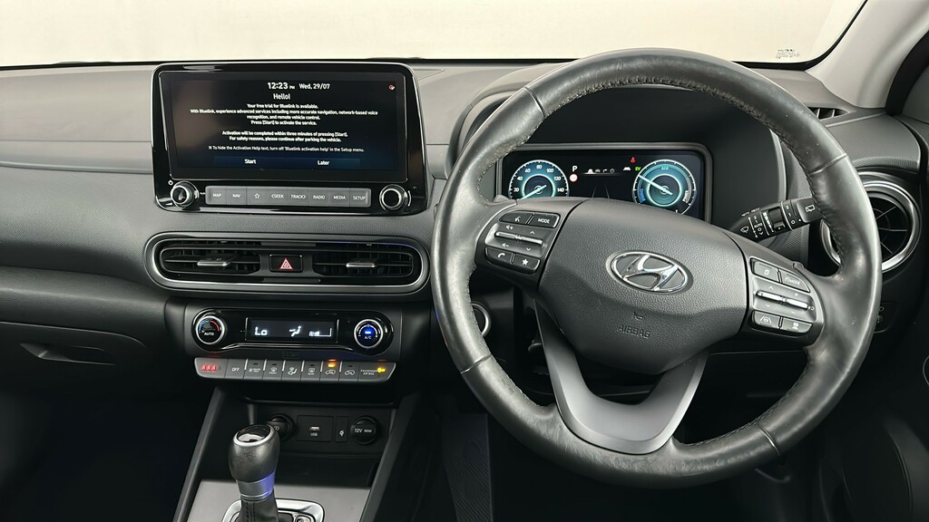 Hyundai Kona Premium Red #14