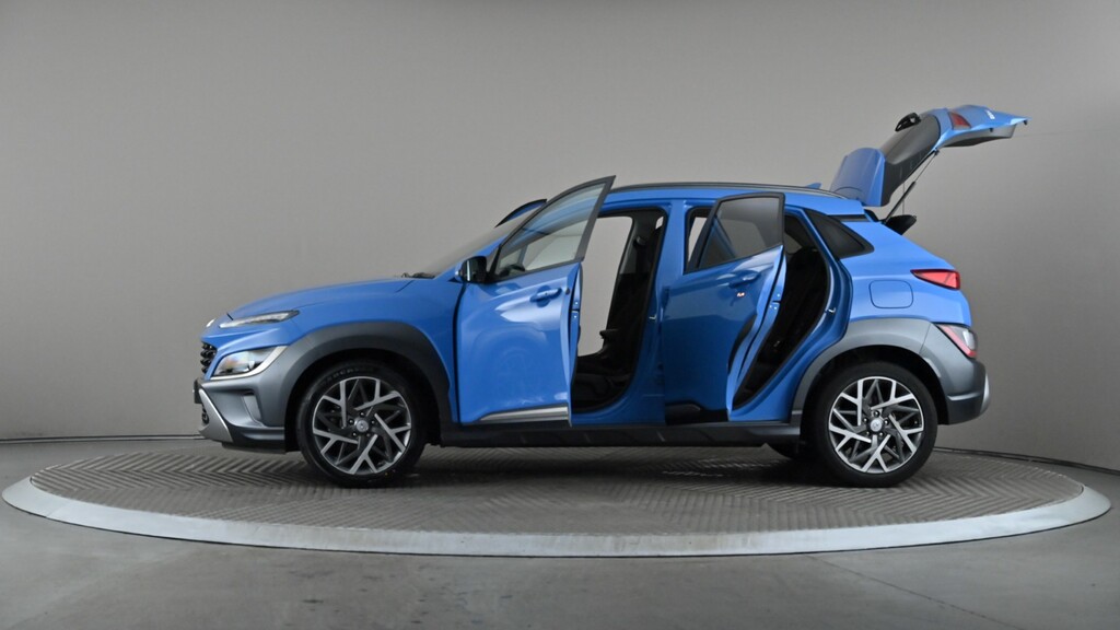 Hyundai Kona Premium Red #9