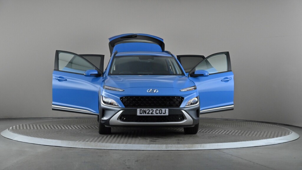 Hyundai Kona Premium Red #8