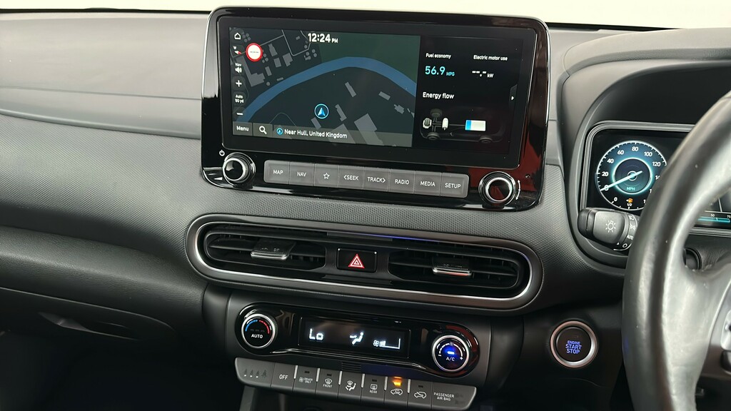 Hyundai Kona Premium Red #16