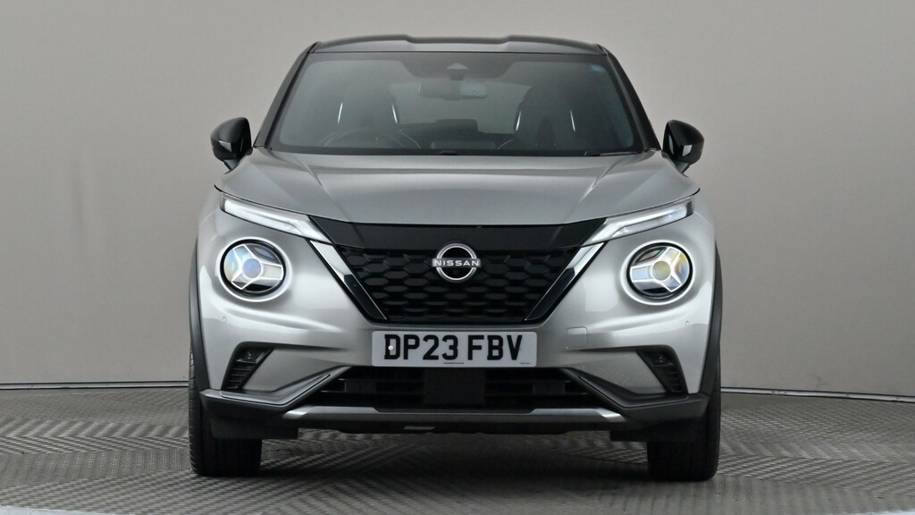 Nissan Juke 1.6 Hybrid Tekna DP23FBV Silver #2