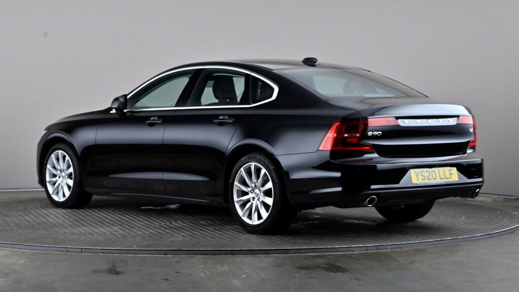 Volvo S90 2.0 T4 Momentum Plus Geartronic Black #4