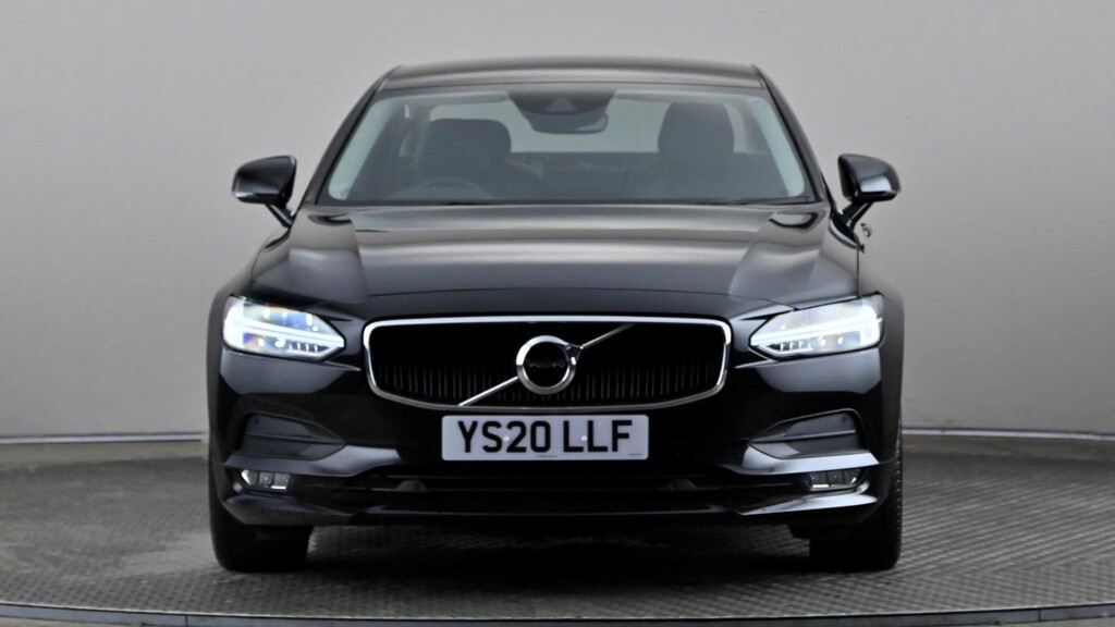 Volvo S90 2.0 T4 Momentum Plus Geartronic Black #2