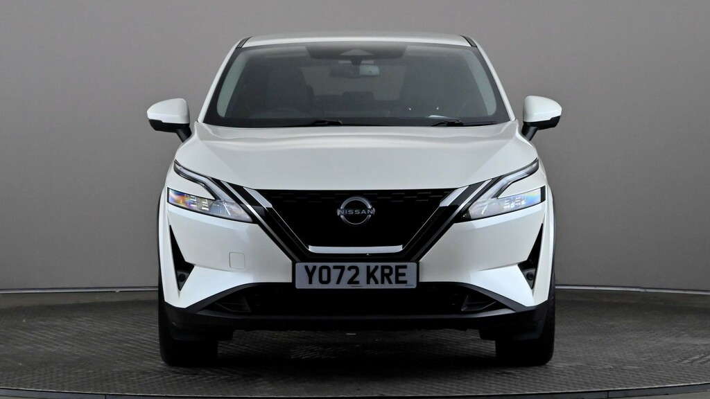 Nissan Qashqai 1.3 Dig-t Mh 158 N-connecta Xtronic White #2