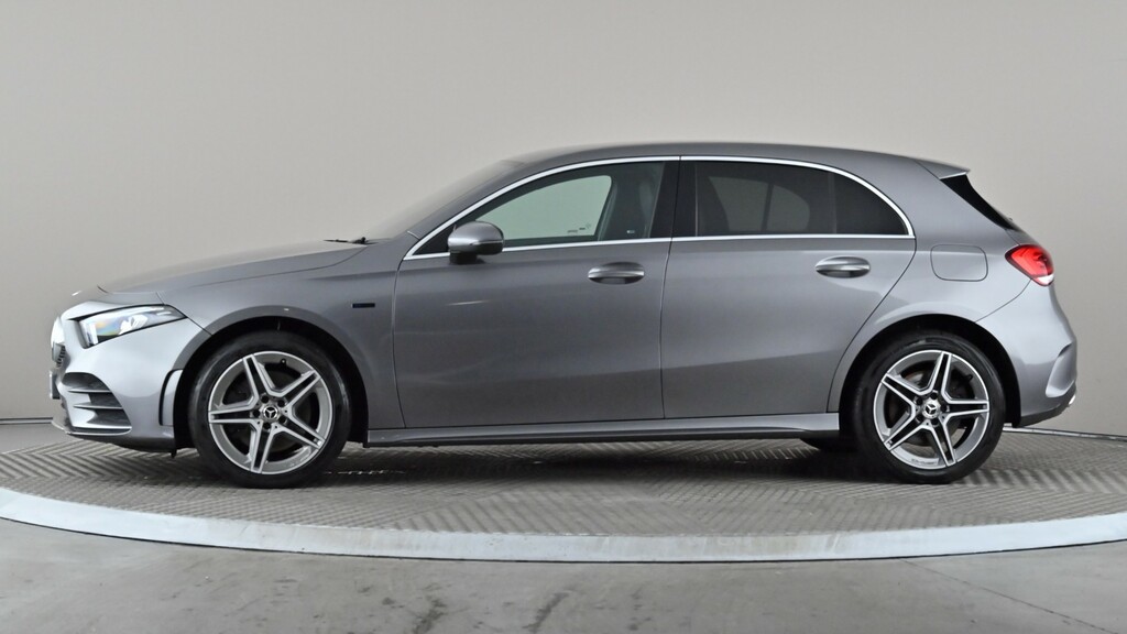 Mercedes-Benz A Class Hatchback 2.0 A200d Amg Line Premium 2 8G-dct Eu Grey #3