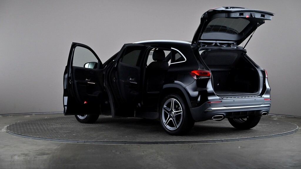 Mercedes-Benz GLA Class Gla 250E Exclusive Edition Premium Blue #10