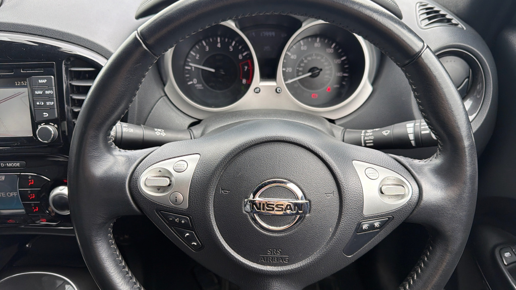 Nissan Juke 1.6L Tekna Xtronic 112 Bhp Blue #18