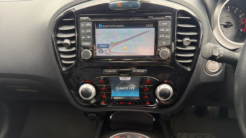 Nissan Juke 1.6L Tekna Xtronic 112 Bhp Blue #20