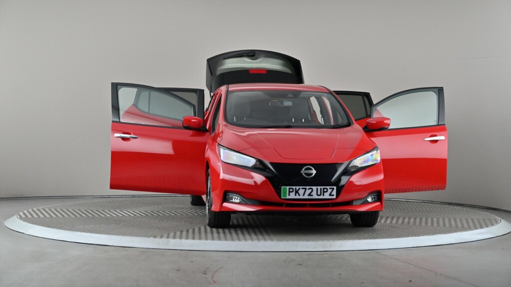 Nissan Leaf 160Kw E N-connecta 59Kwh  #8