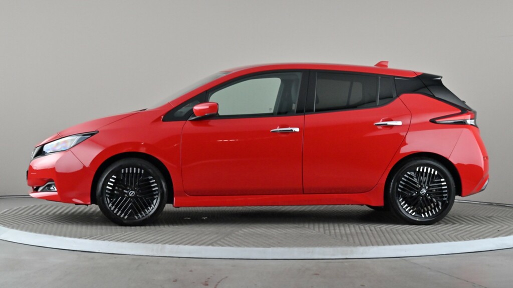 Nissan Leaf 110Kw Tekna 39Kwh Red #3