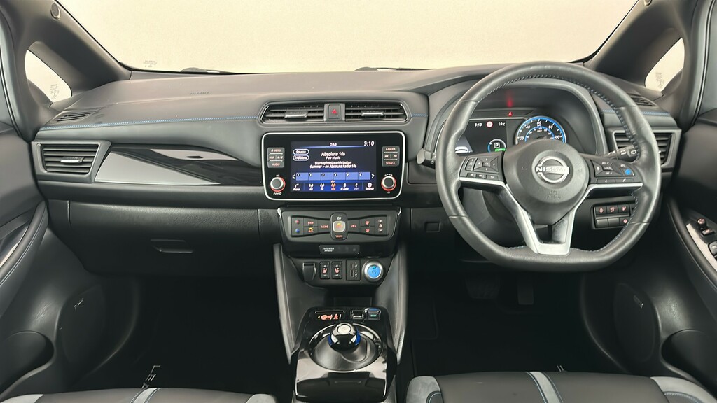 Nissan Leaf 160Kw E N-connecta 59Kwh  #13
