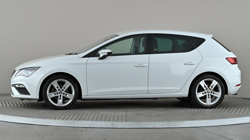 Seat Leon Hatch Fr 1.5 Tsi Evo 130 6-Speed Red #3