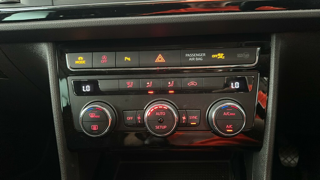 Seat Leon Hatch Fr 1.5 Tsi Evo 130 6-Speed Red #26