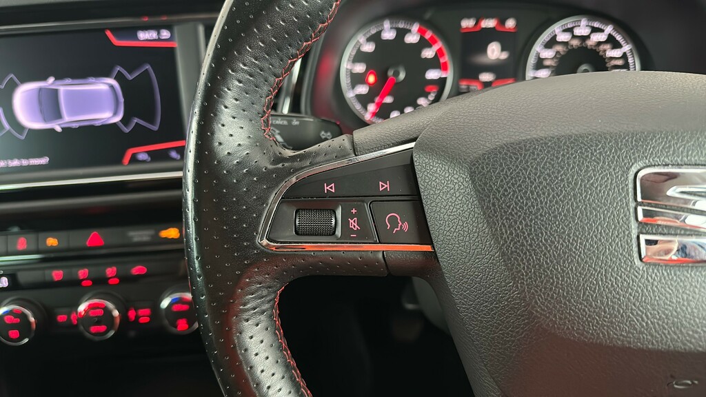 Seat Leon Hatch Fr 1.5 Tsi Evo 130 6-Speed Red #25