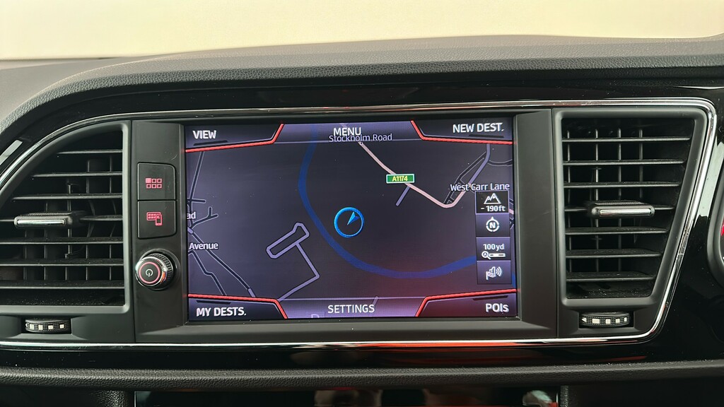 Seat Leon Hatch Fr 1.5 Tsi Evo 130 6-Speed Red #20