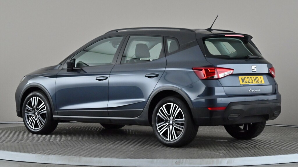 Seat Arona 1.0 Tsi 110 Se Technology Dsg Grey #4