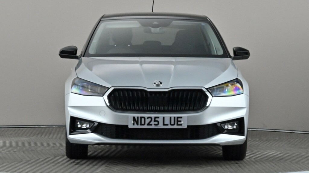 Skoda Fabia 1.0 Tsi Design Edition Silver #2